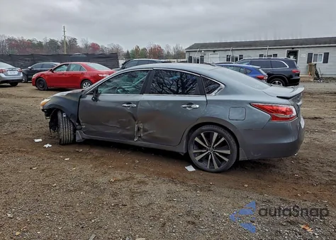 2015 Nissan Altima 2.5 из США, поврежденный, VIN 1N4AL3AP2FC288853